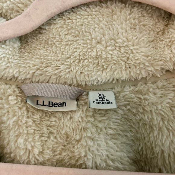 L.L. Bean Cream Sherpa Sweater - Picture 4 of 6